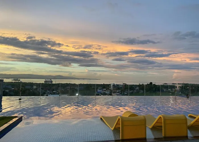 Mactan Newtown Deluxe 8 Boulevard